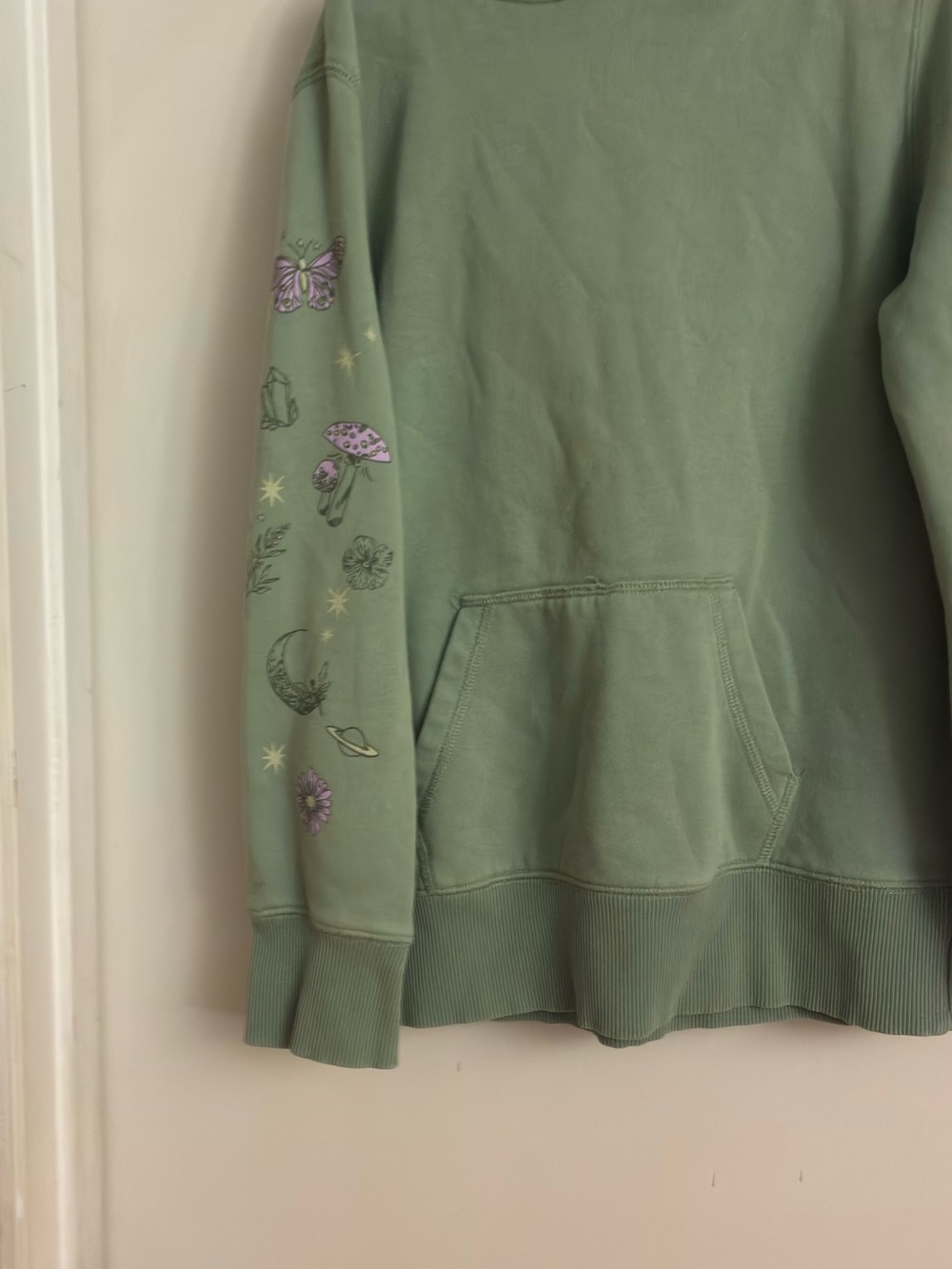 Sage Green Graphic Sleeve Crewneck Sweatshirt